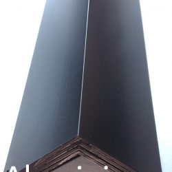 Уголок алюминиевый 25х25 RAL 9005